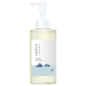 Лёгкое гидрофильное масло с морской водой Round Lab 1025 Dokdo Cleansing Oil (200мл)